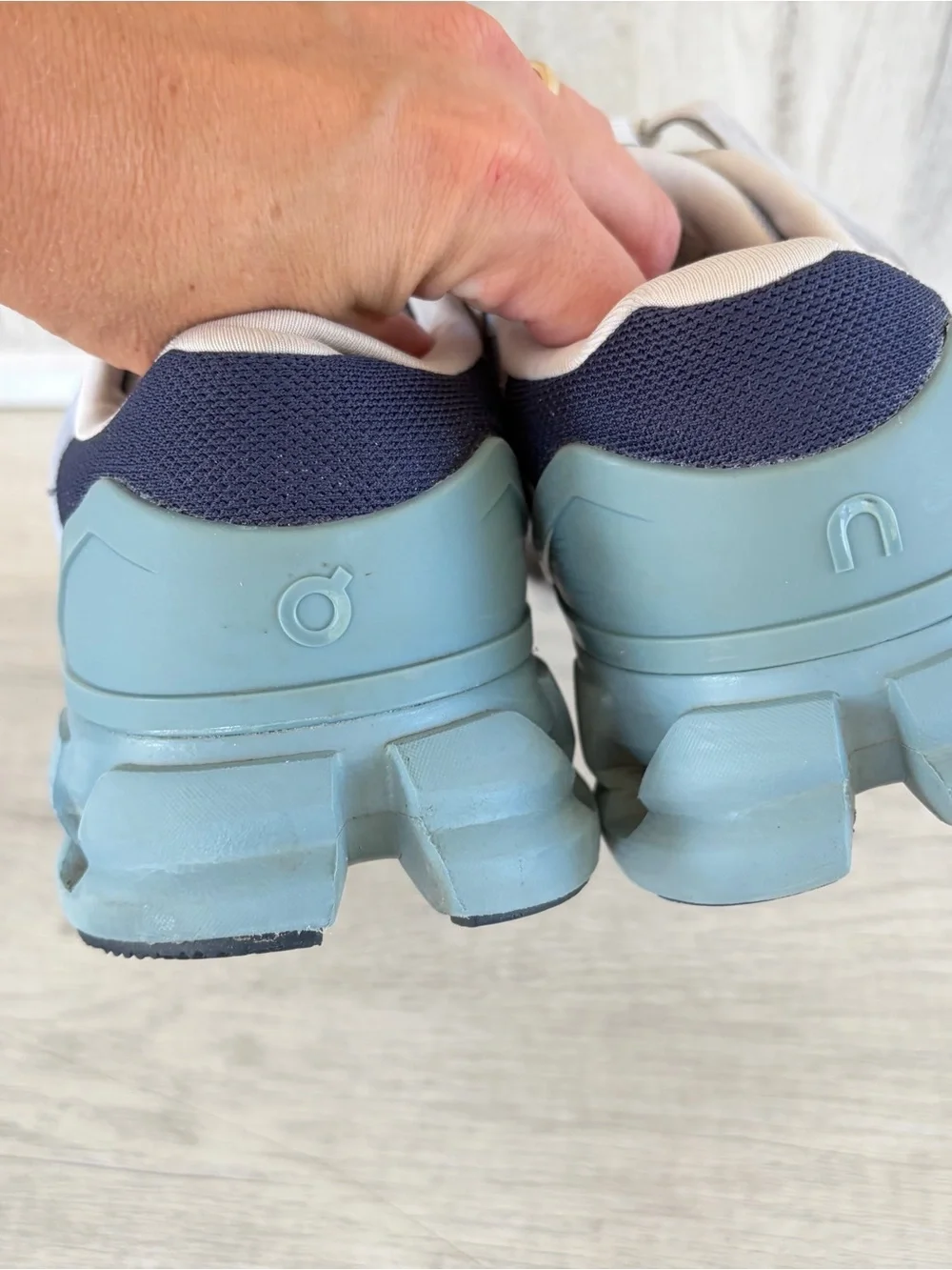On Cloud Cloudflyer 4 running shoes Sneakers Womens 8 Blue nimbus/cobble